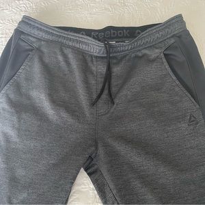 Reebok Gray Sweatpants Joggers. Zip pocket. Like new. Size XL
